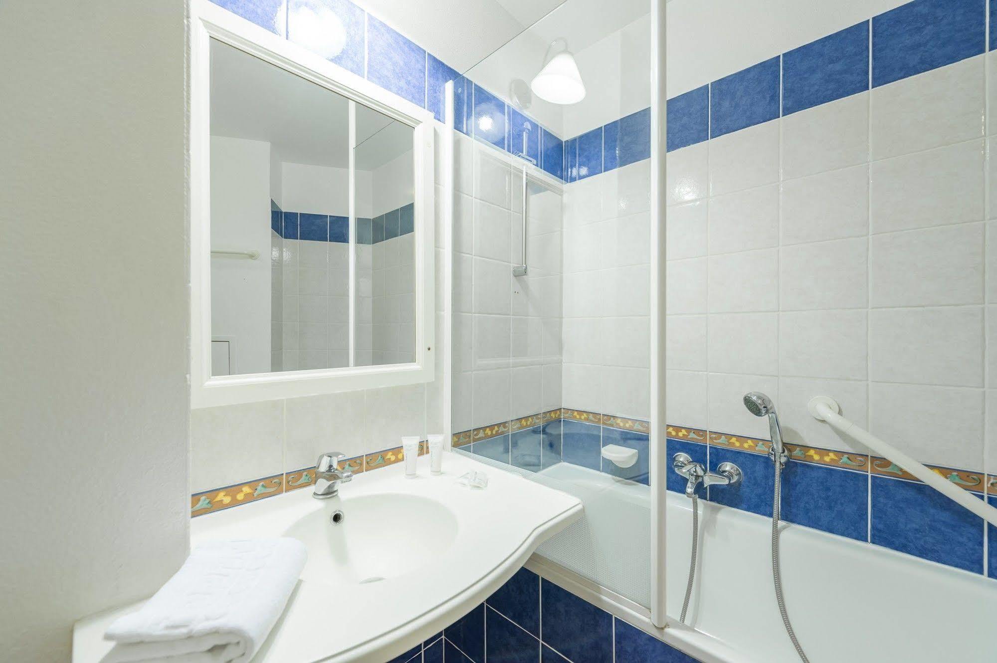 Les Rivages - Appartement Vue Mer Imprenable-Piscine Six-Fours-les-Plages Extérieur photo